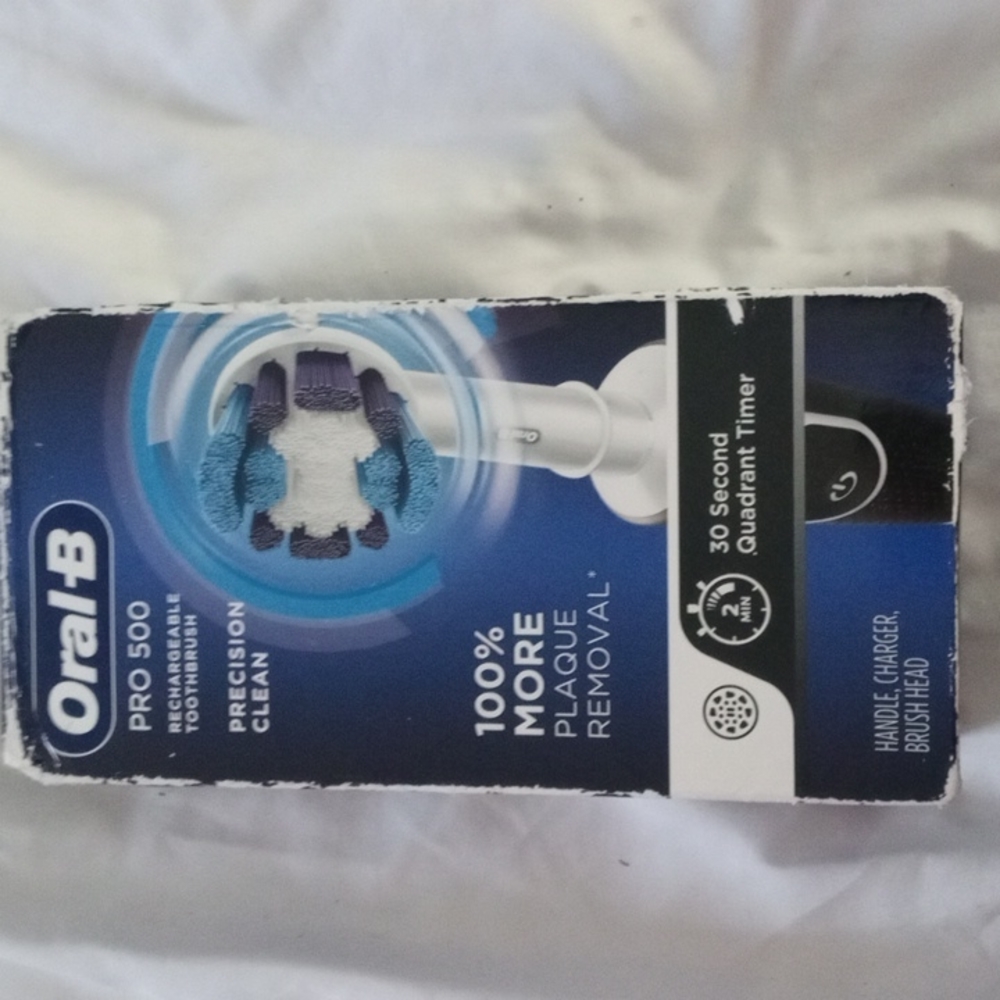 Oral b pro 500 electric toothbrush